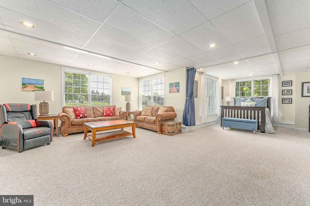 168 WALNUT RUN RD, Landenberg, PA 19350
