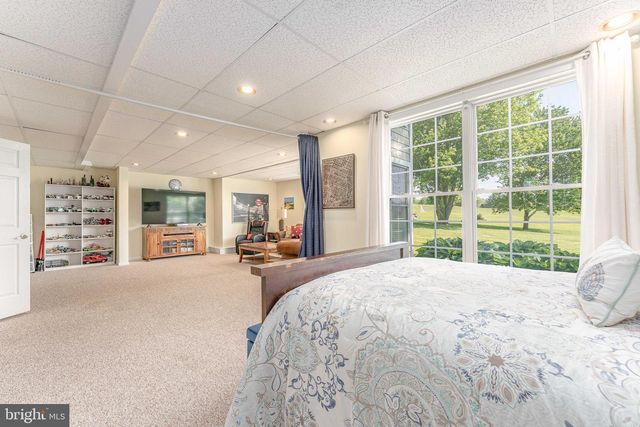 168 WALNUT RUN RD, Landenberg, PA 19350