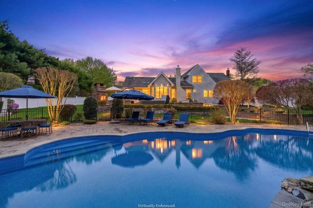 9 Sage Brush Court, East Setauket, NY 11733