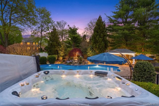 9 Sage Brush Court, East Setauket, NY 11733