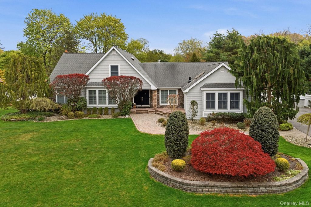9 Sage Brush Court, East Setauket, NY 11733