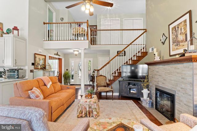197 BEECHWOOD LANE E, Chambersburg, PA 17201