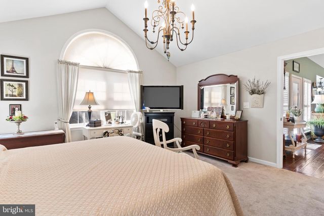 197 BEECHWOOD LANE E, Chambersburg, PA 17201