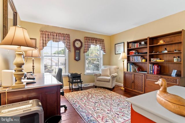 197 BEECHWOOD LANE E, Chambersburg, PA 17201