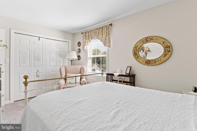 197 BEECHWOOD LANE E, Chambersburg, PA 17201