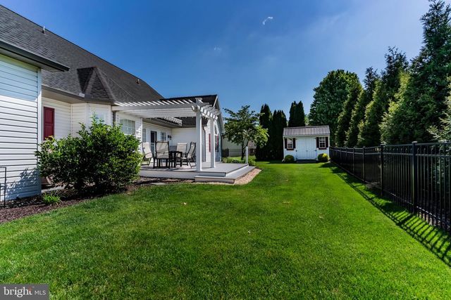 197 BEECHWOOD LANE E, Chambersburg, PA 17201