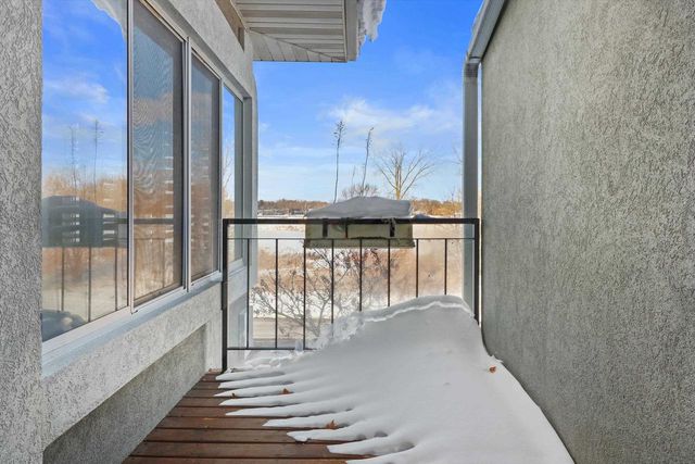 55 Golf Parkway, Madison, WI 53704