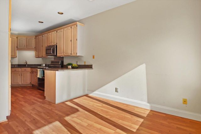 55 Golf Parkway, Madison, WI 53704