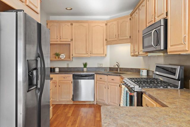 55 Golf Parkway, Madison, WI 53704