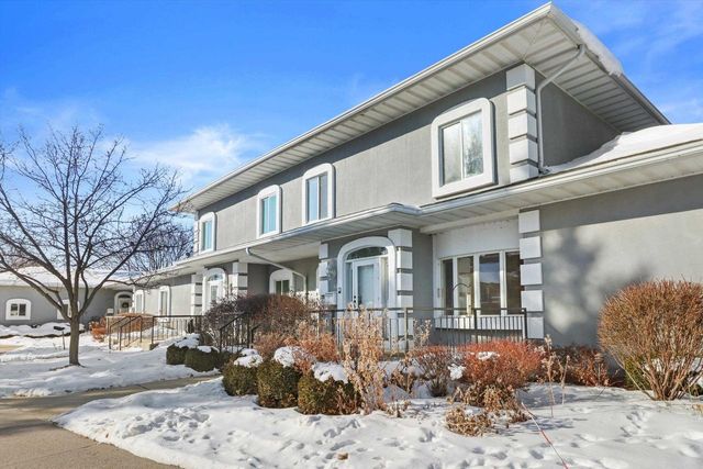 55 Golf Parkway, Madison, WI 53704