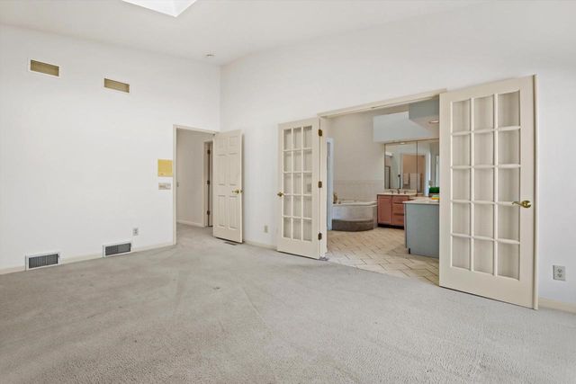 55 Golf Parkway, Madison, WI 53704