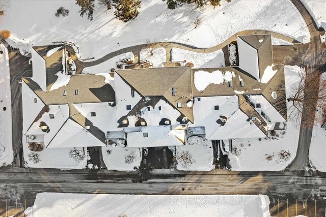 55 Golf Parkway, Madison, WI 53704