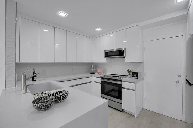 3550 Galt Ocean Drive 208, Fort Lauderdale, FL 33308