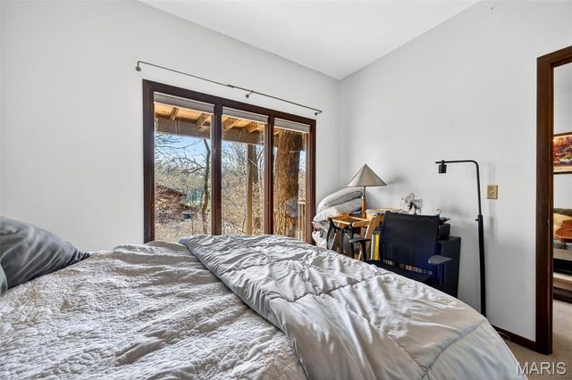 1514 Birnamwood Trail Drive, Ballwin, MO 63021