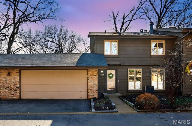 1514 Birnamwood Trail Drive, Ballwin, MO 63021