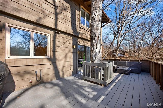 1514 Birnamwood Trail Drive, Ballwin, MO 63021