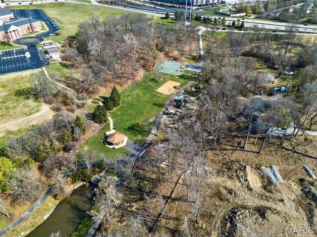 1514 Birnamwood Trail Drive, Ballwin, MO 63021