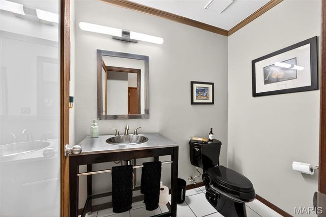 1514 Birnamwood Trail Drive, Ballwin, MO 63021