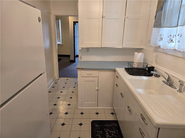 350 Coltart Ave One, Oakland, PA 15213