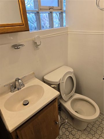 350 Coltart Ave One, Oakland, PA 15213