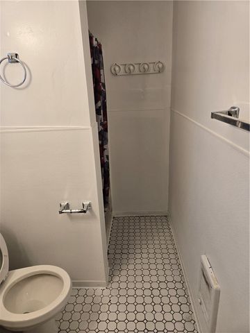 350 Coltart Ave One, Oakland, PA 15213