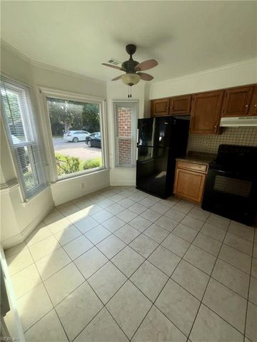 2487 Reagan AVE, Virginia Beach, VA 23454