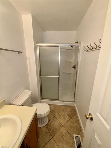 2487 Reagan AVE, Virginia Beach, VA 23454