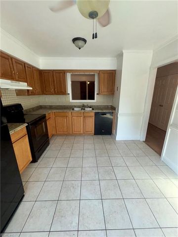 2487 Reagan AVE, Virginia Beach, VA 23454
