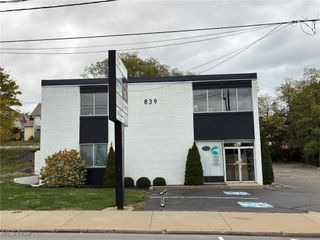 839 E Market Street, Akron, OH 44305