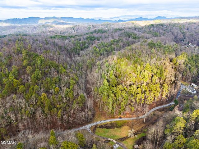 443 Huskey Grove Road, Sevierville, TN 37876