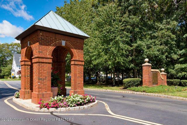 44 Charles Court, Ocean Twp, NJ 07712