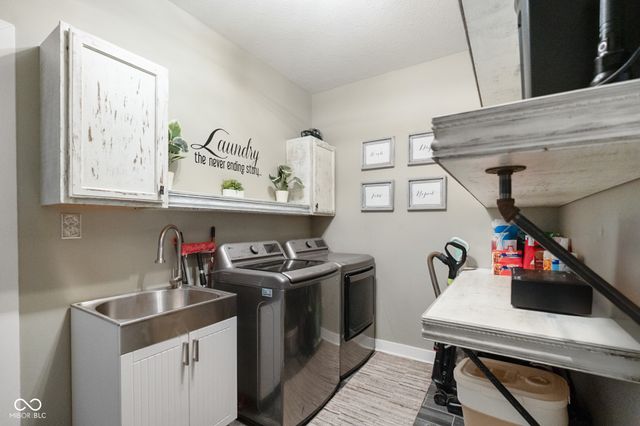 6393 E Pemboke Court, Camby, IN 46113