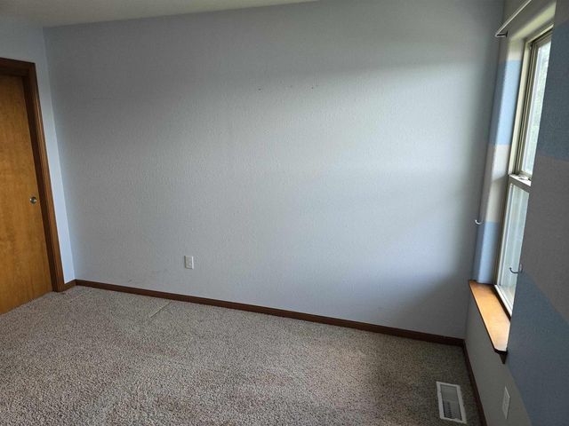 355 Rosewood Avenue, Lake Mills, WI 53551