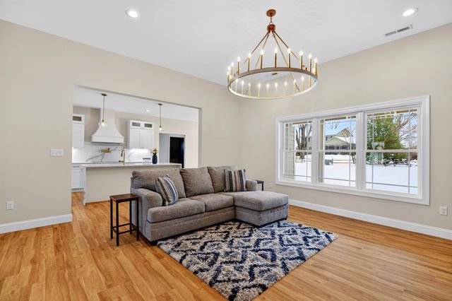 416 PELHAM CV, Waynesboro, VA 22980