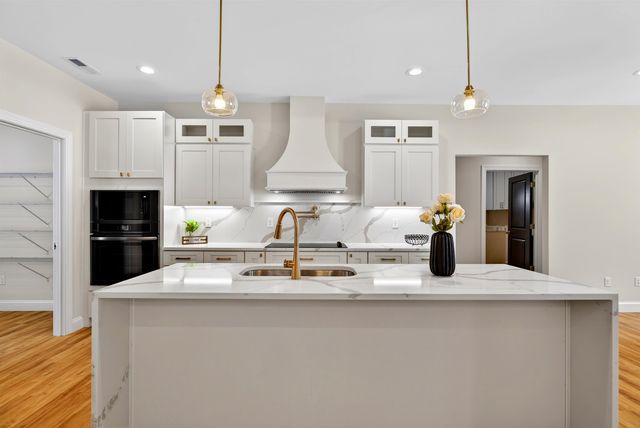 416 PELHAM CV, Waynesboro, VA 22980