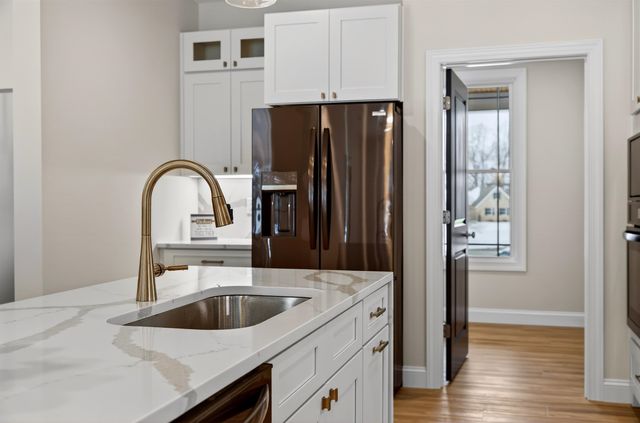 416 PELHAM CV, Waynesboro, VA 22980