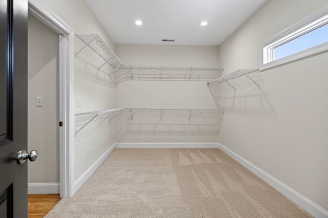 416 PELHAM CV, Waynesboro, VA 22980