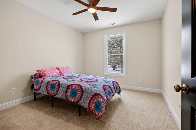 416 PELHAM CV, Waynesboro, VA 22980