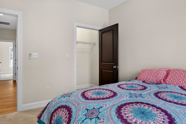 416 PELHAM CV, Waynesboro, VA 22980