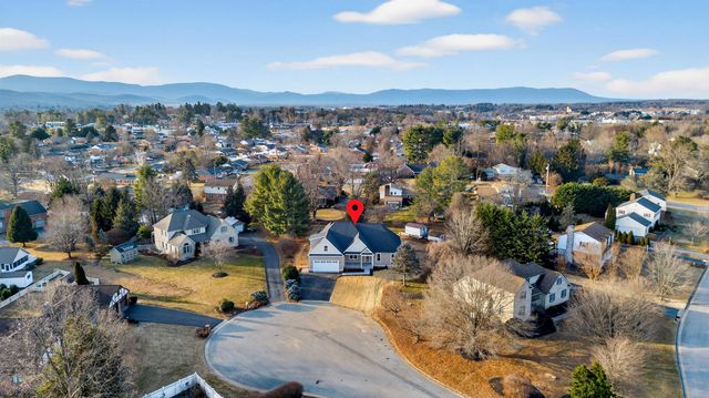 416 PELHAM CV, Waynesboro, VA 22980