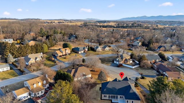 416 PELHAM CV, Waynesboro, VA 22980