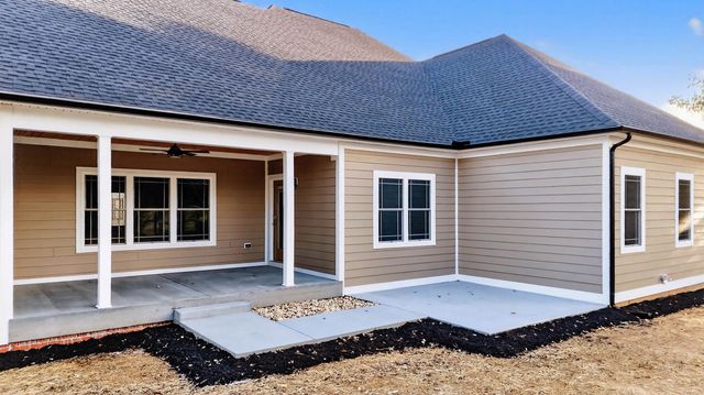 416 PELHAM CV, Waynesboro, VA 22980