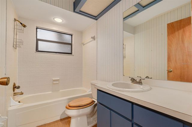 1640 COUNTRY LANE, Dunedin, FL 34698