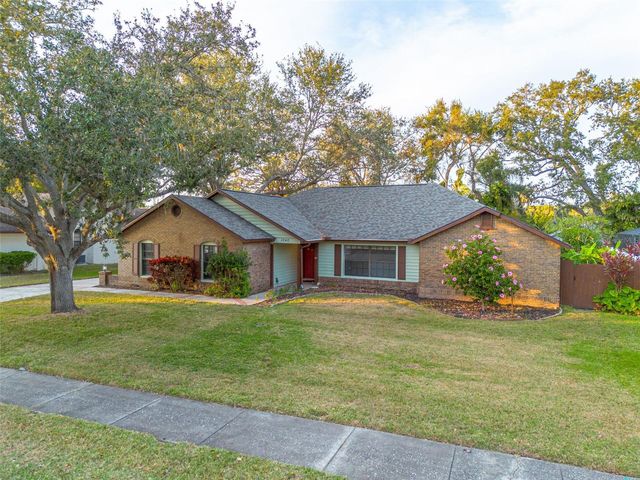 1640 COUNTRY LANE, Dunedin, FL 34698