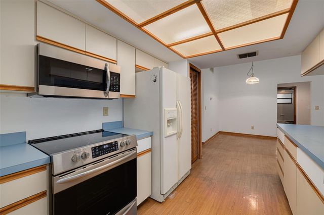 1640 COUNTRY LANE, Dunedin, FL 34698