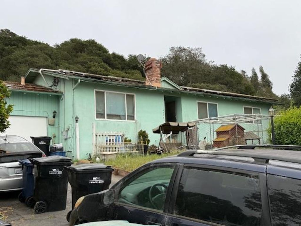 16490 Charles Schell Lane, Royal Oaks, CA 95076