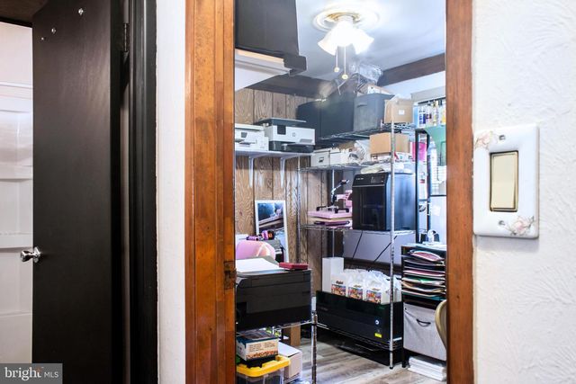 31 MICAHILL RD, Levittown, PA 19056