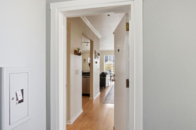 97 E Saint James Street 57, San Jose, CA 95112