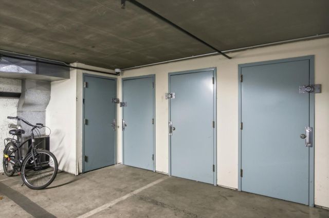 97 E Saint James Street 57, San Jose, CA 95112