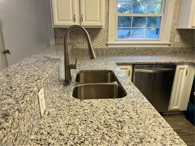 3614 Wright RD, Portsmouth, VA 23701